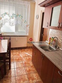 Na predaj 3-izbový byt v žiadanej lokalite – ul. Komenského