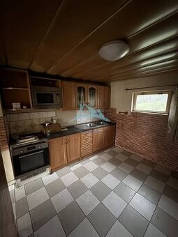 210 m² DOM ZA CENU 49 900