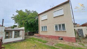 Rodinný dom s 5 izbami a veľkým pozemkom na PREDAJ - 1