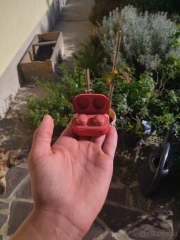 Predám Červené slúchadlá