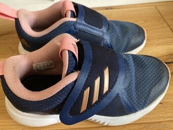 Alternatíva Barefoot adidas fortaplay 30