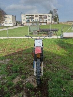 Honda cr 125 s motorm čz 175