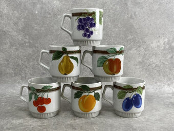 vintage ľudové šálky ovocie