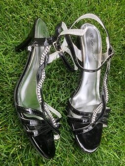 Sandále, lodičky....