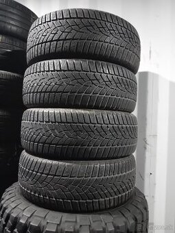 215/55R17 Zimné pneumatiky Goodyear - 1
