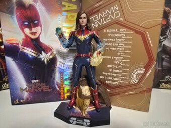 Kapitán Marvel Deluxe Hot Toys MMS522 1/6