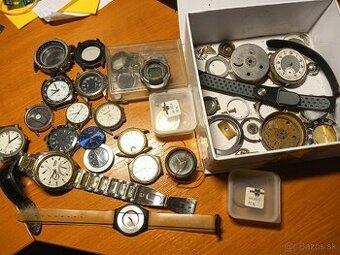 Súbor hodiniek na diely