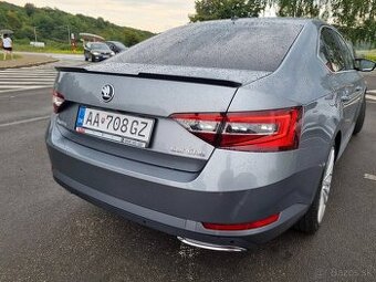 lipko SKODA SUPERB 3 spoiler kridlo na kufor