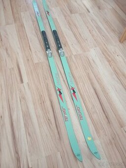 Predám bežecké lyže