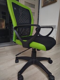 Kancelárska stolička