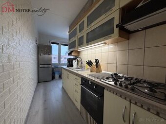 Zrekonštruovaný trojizbový byt s balkónom v Lučenci – Opatov