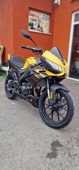 Aprilia Tuono 125