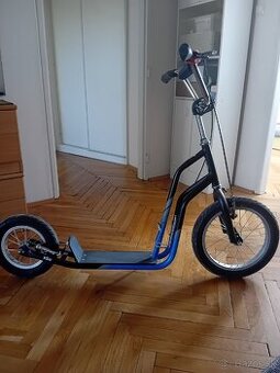 Retro style kolobežka