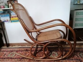 Predám retro hojdacie kreslo TON.