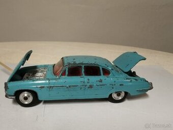Corgi toys Jaguar Mark X - 1