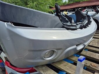 Kia Sorento rok 2004-2009 nárazník predný originál