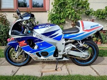 Suzuki GSXR 750, r. 1996