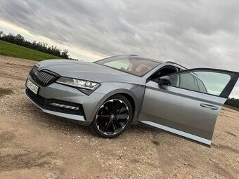Škoda Superb Combi 1.4 TSI PHEV Sportline DSG