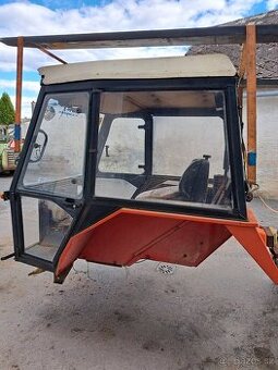 Zetor uřI kabina