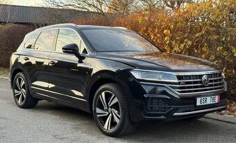 Volkswagen Touareg R-Line, 210kW (286PS), 3/2020, 87.920km