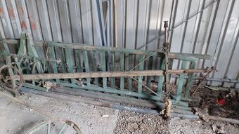 Drevený  rebrinoví voz