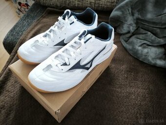 Mizuno wave drive 9