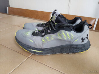 Panske bezecke tenisky UNDER ARMOUR CHarged Bandit.