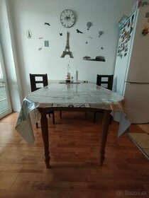 Jedálensky stôl - 1