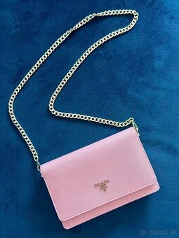Prada kabelka