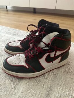 Jordan 1 Bloodline