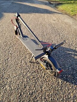 Elektrická kolobežka Xiaomi Mi Scooter Pro 2