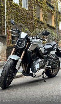 Honda cb650r (v papieroch 35kw)