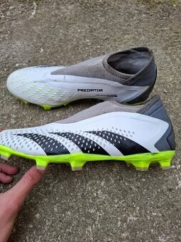 Kopačky adidas PREDATOR ACCURACY.3 LL FG