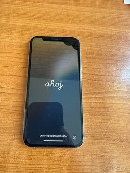Predám iPhone Xs 64 GB , poškodený display