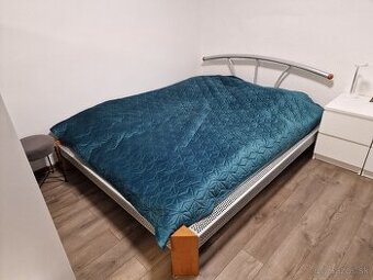 Manželská posteľ 160x200 s úložnými šuflíkmi