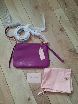 Coccinelle krasna mini crossbody