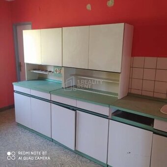 Predaj rodinného domu so záhradou vo Svrčinovci- kúsok od ce