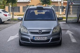 Opel Zafira 1.9 DT Elegance