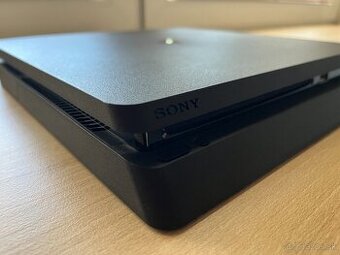 PlayStation 4 Slim
