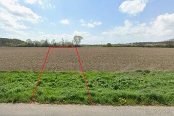 Investičný pozemok 4089 m2 Dubovany