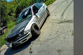 BMW e46 320i