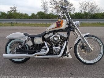 Harley Davidson dyna wife glide 2001