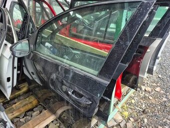 Volkswagen Golf VI 2008-2013 dvere ľavé predné