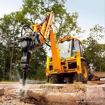 Kúpim kladivo JCB 3cx/4cx