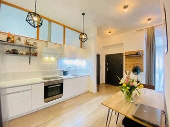 NA PRENÁJOM 1,5 IZBOVÝ  MEŠTIANSKY BYT V CENTRE MESTA