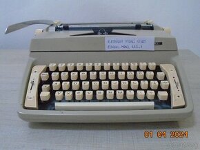 písací stroj CONSUL