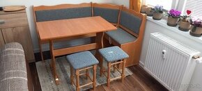 Rohová sedačka do kuchyne, stolík, taburetky
