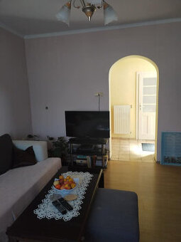 3-izbový rodinný dom - Trhová Hradská