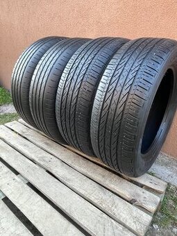 Pneu 215/60 R17 4x=100e