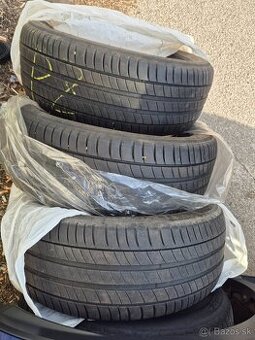 Michelin 225/50 R18